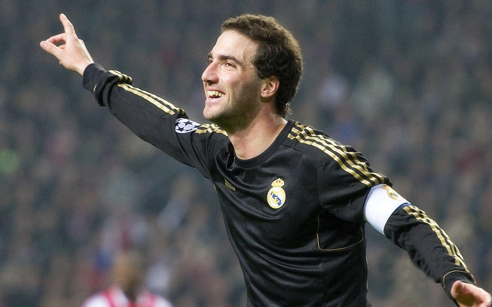 皮雷盛赞赖斯，枪手新核已比肩维埃拉亨利，跻身传奇殿堂